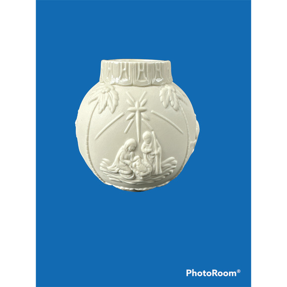 Lenox Christmas Nativity Candle Holder Votive Porcelain Ornamental Glow NWB - Picture 10 of 12